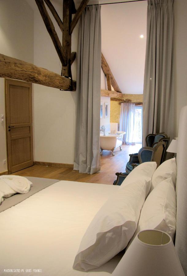 Maison Saint-Pe Beraut Luaran gambar